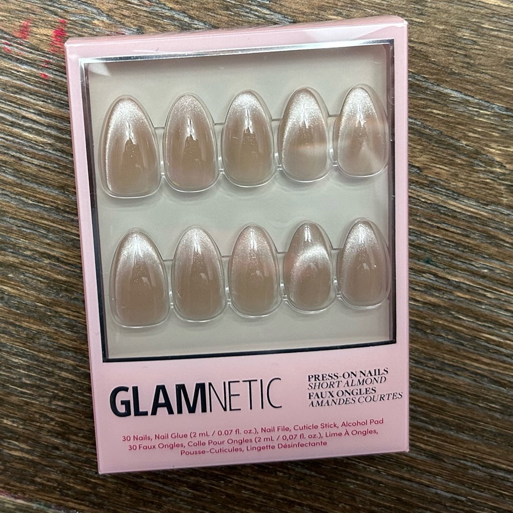Glamnetic press on nail